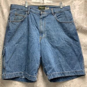Eddie Bauer Outdoor Outfitter Jean Short size 36-shows wear.